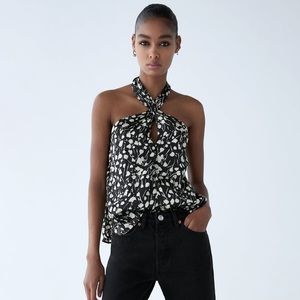 NWOT ZARA Black & White Abstract Halter Top Twist Neck Sleeveless Blouse